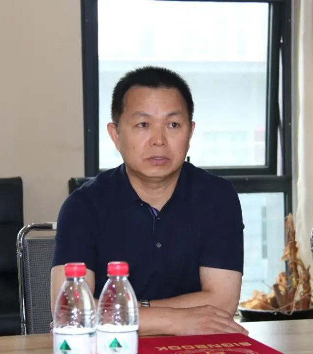 愛心奶情系學(xué)子，公益情溫暖人心—河南花花牛乳業(yè)集團(tuán)助力基金會(huì)“圓夢(mèng)計(jì)劃?一杯奶”公益項(xiàng)目，愛心捐贈(zèng)善款50萬元！