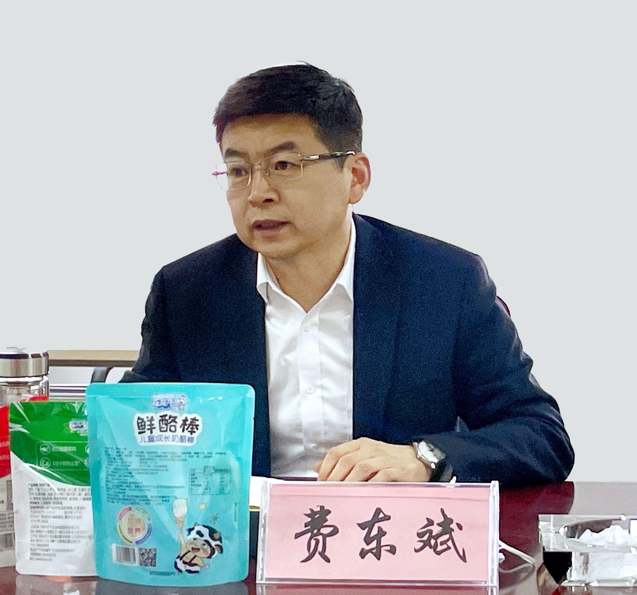 河南省委常委、副省長費(fèi)東斌蒞臨 花花牛乳業(yè)集團(tuán)調(diào)研